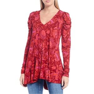 NWT Free People Red and Pink Floral V-Neck Tunic